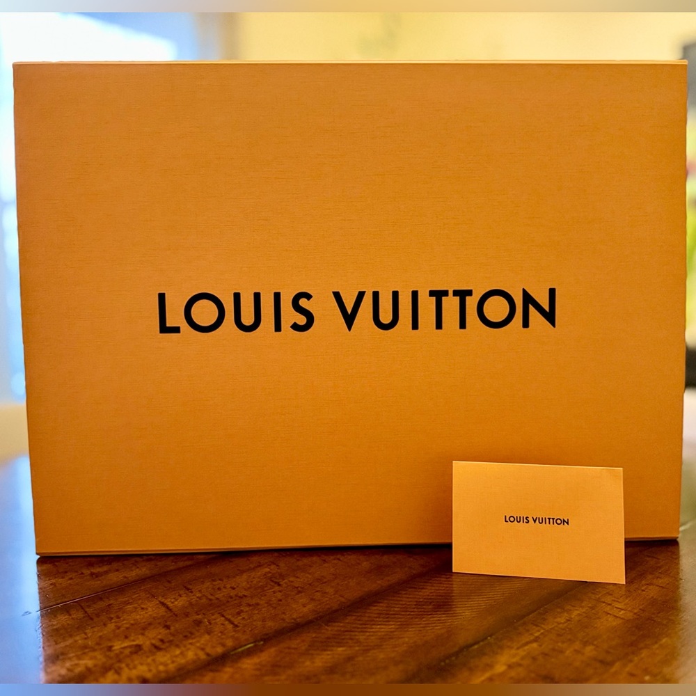 XL Authentic Louis Vuitton Gift Box 23x16x10